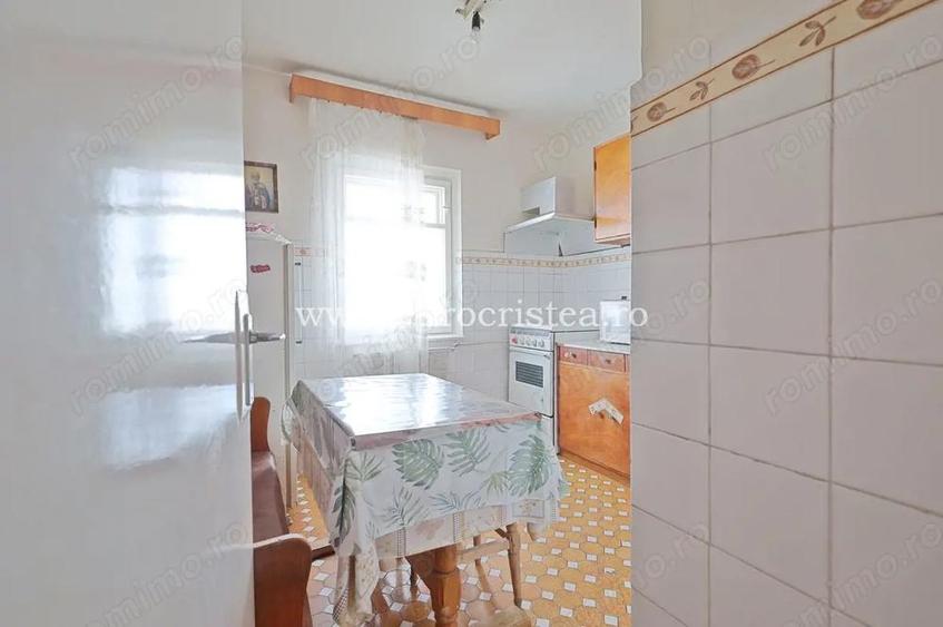 Apartament cu 3 camere de vanzare in Mangalia , ultracentral - 400m pana la plaja - 7