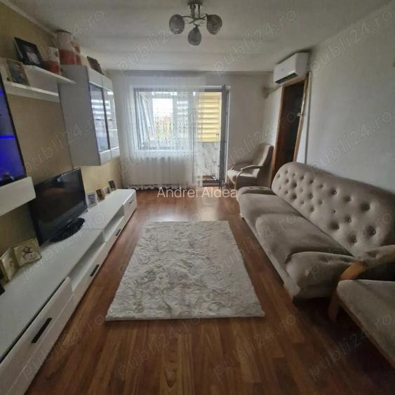 Apartament 3 camere, 56 mp, etaj 4, Ramnicu-Sarat Apartament 3 camere, 56 mp, etaj 4, Ramnicu-Sarat