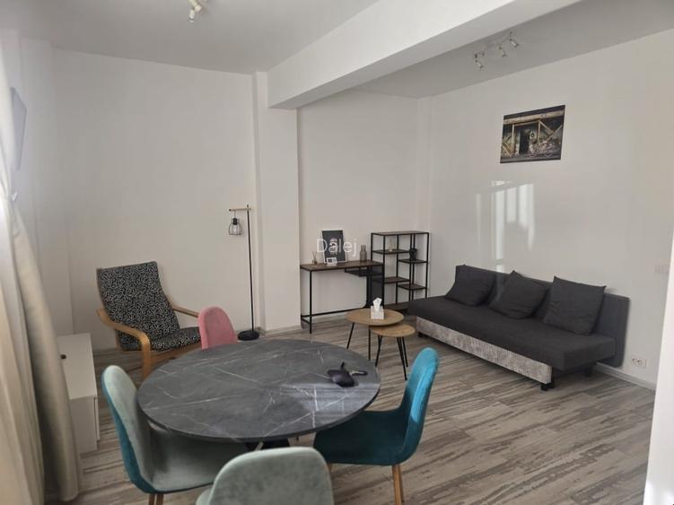 Apartament 2 camere centru, 7 minute de aeroport