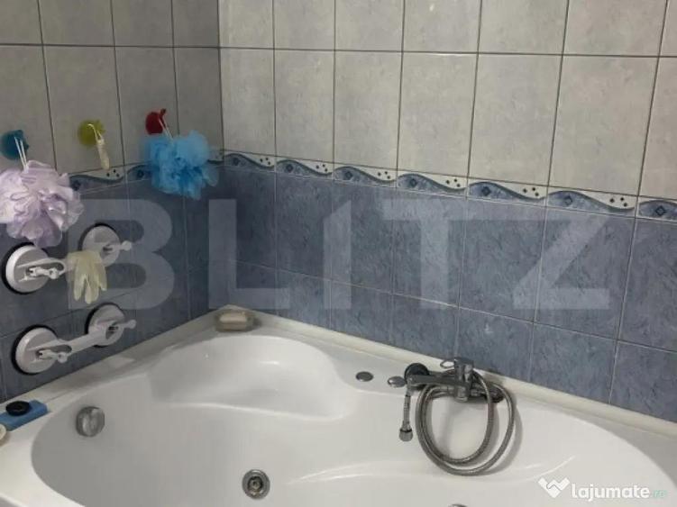 Casa de vanzare, cu 7 camere, 480 mp, zona Bd. Bucovina - 2