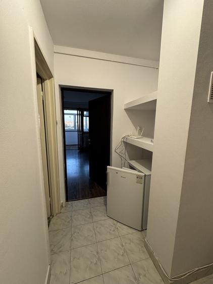 Garsonieră decomandată în Lucrețiu Pătrășcanu