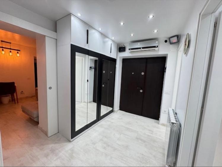 Valu Traian , casa cu teren si livada - 2