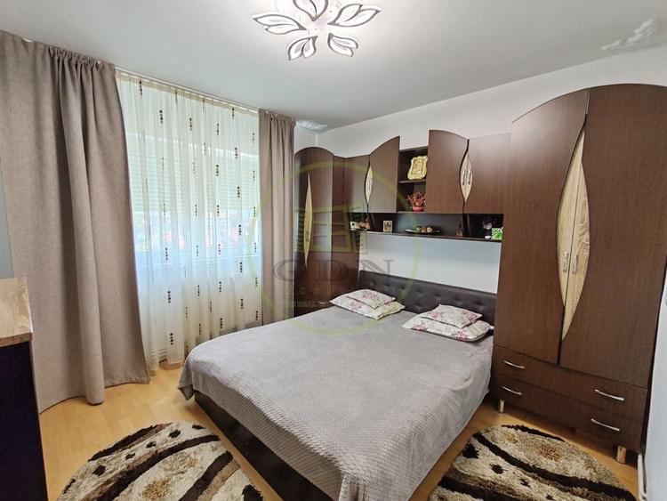 Apartament cu 2 camere decomandat, mobilat în Vasile Aaron