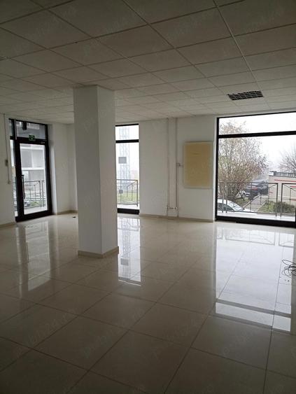 Comision 0.Spatiu comercial zona Torontal-Ring - 4