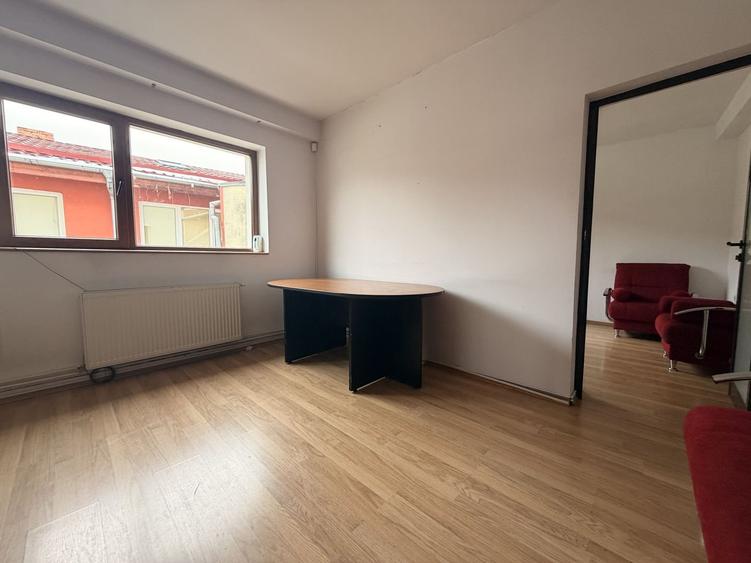 CLADIRE BIROURI | 300MP - 8