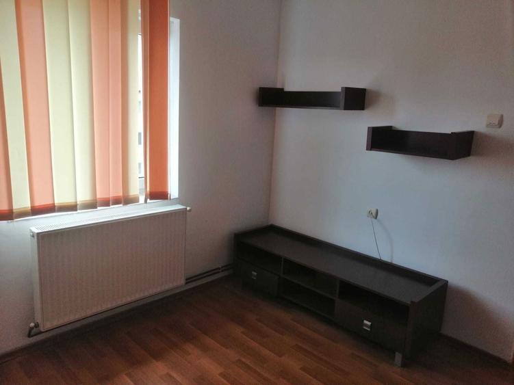 2 camere decomandat - 2