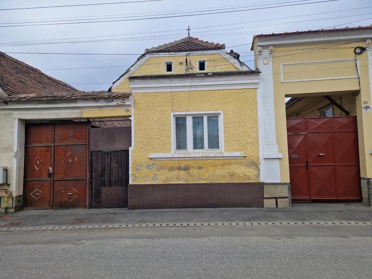 Casa batraneasca, comuna Vulcan - 2