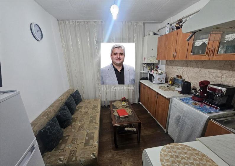 Resita, Garsoniera Mobilata Utilata, Parter, Calea Caransebe - 18