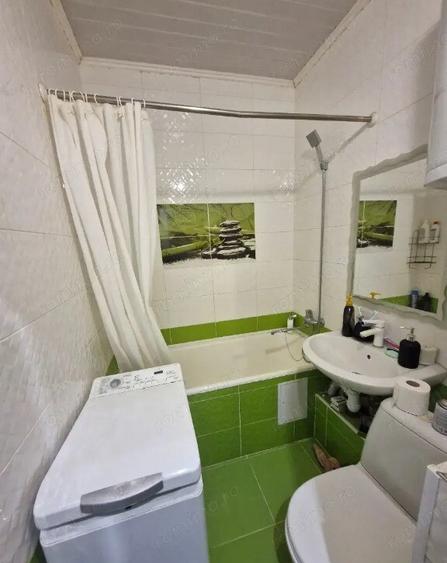 Garsoniera modesta in sectorului 4 - 4