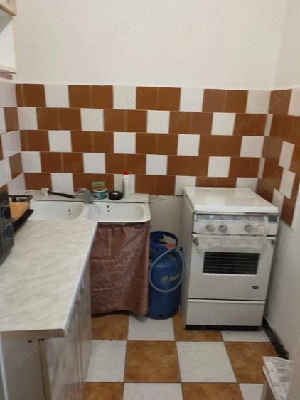 Inchiriez garsoniera - 8