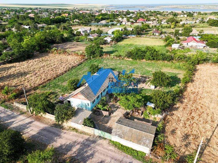 Casa cu teren in Salcioara (Jurilovca) - 2600mp - 4