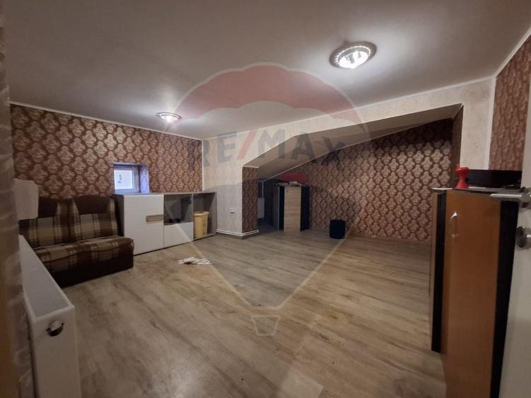 Casa ultracentral | 2 camere de vanzare Calea Plevnei - 15