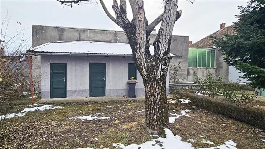 Casa unifamiliara cu curte exterior renovat zona Liviu Rebreanu - 17