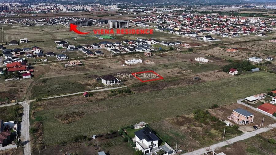 Teren Construcții intravilan de 1474 mp, în Cihei