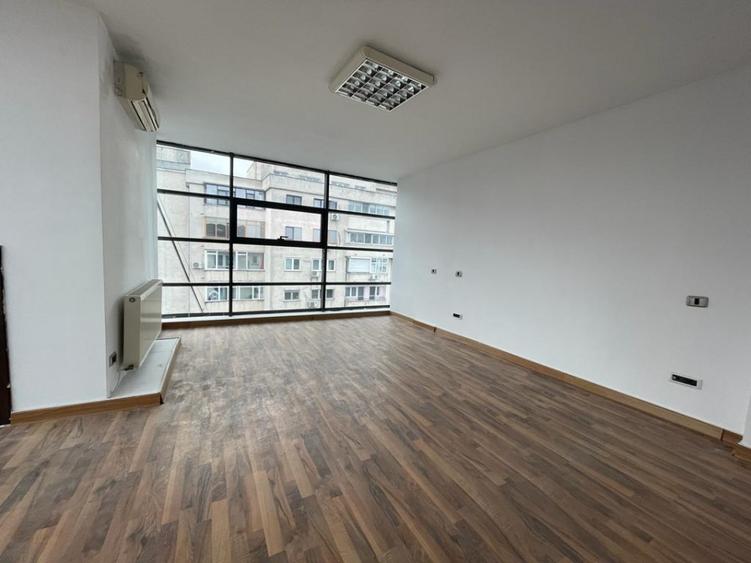 Spatiu de Birou, Decebal, Piata Alba Iulia, Unirii - 7