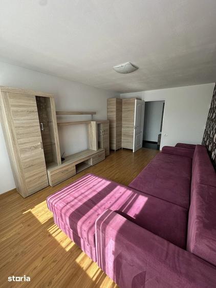 Apartament cu 2 camere decomandat în Astra