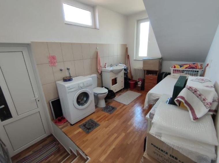 CASĂ 4 camere, curte 1900 mp, priveliște panoramică deosebită, Reghin - 8