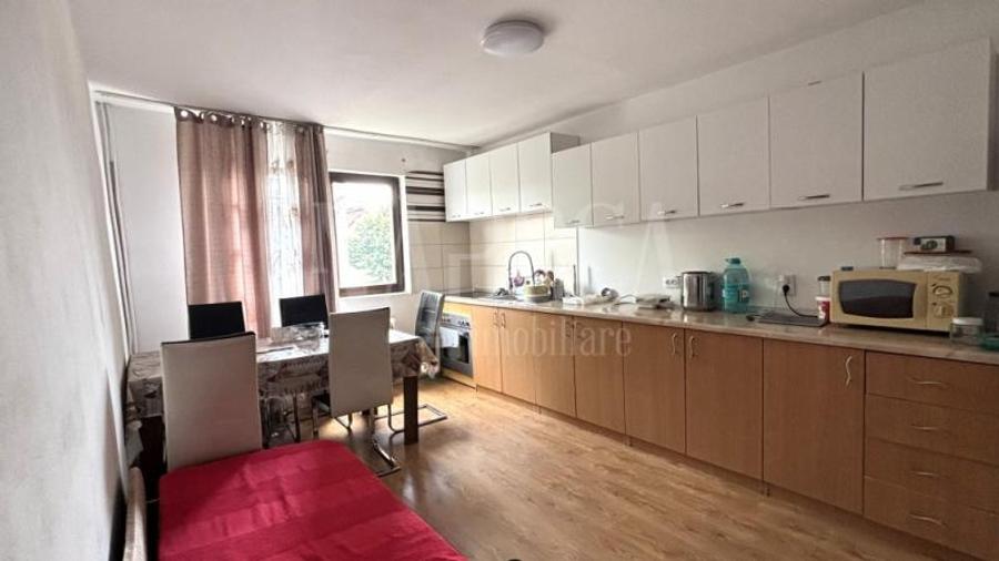 Casa 7 camere de vanzare in Bulgaria, Cluj Napoca - 1