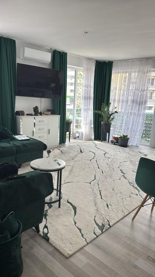Apartament cu 2 camere,3 balcoane,2 paracri,etaj intermediar,zona Florilor - 2