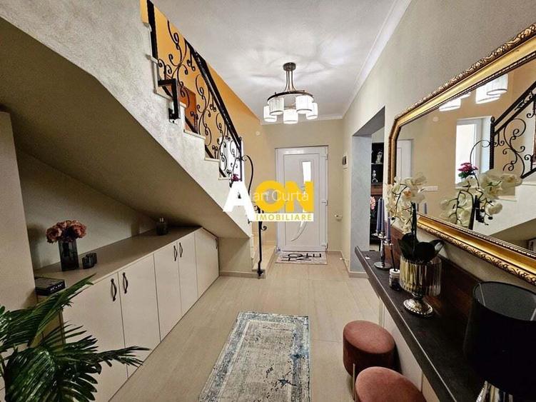 1/2 Duplex superfinisat, 4 camere, 255 mp teren, Cetate