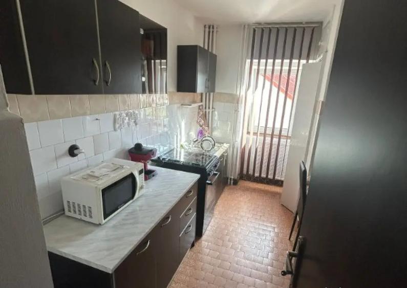 Ap. 3 cam Arcu, CT, aer condi?ionat, mobilat ?i utilat, 2 bai - 3