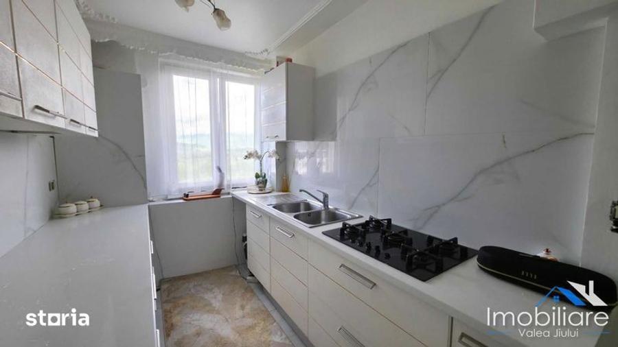 Apartament 3 camere - Vulcan | Str. Nicolae Titulescu - 1