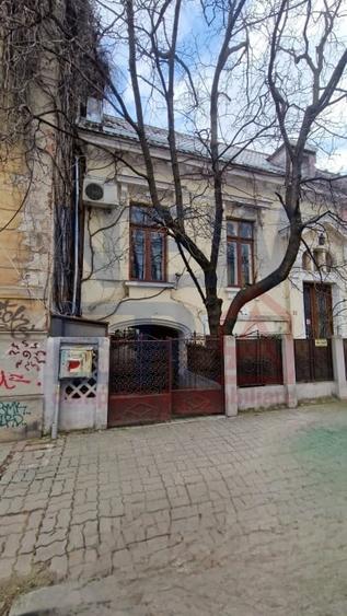 Inchiriere Casa/Vila - 1