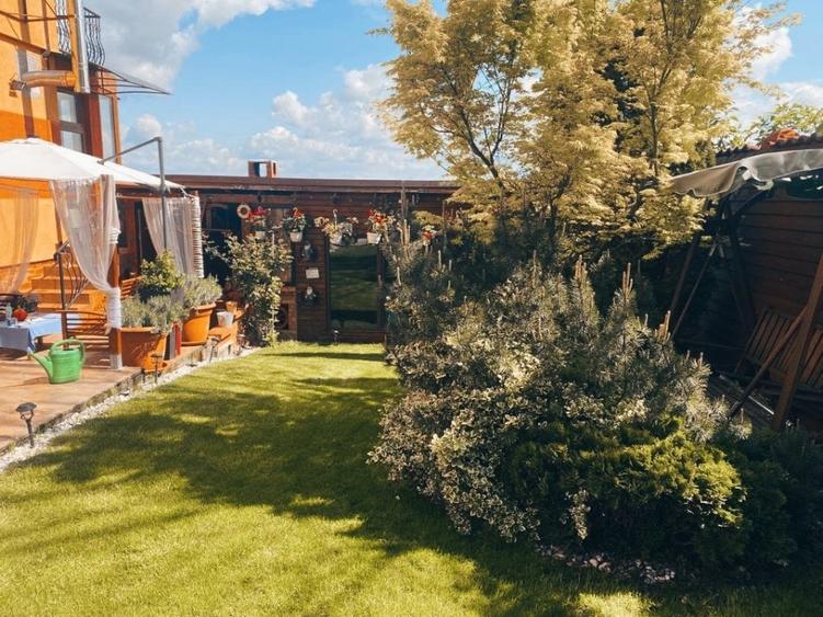 casa / vila Craiovei , RENOVATA /mobilata/utilata ,finisaje superioare - 19