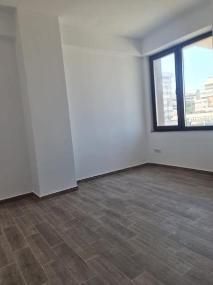 Birou de inchiriat - Bloc Nou - Centru - SRI - 5