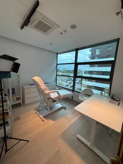 PIPERA Porsche vanzare spatiu birouri/clinica clasa A 230 mp - 3