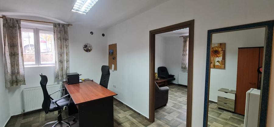 Vand apartament la casa ,cu 2camere,situat central in Sibiu,pe str.Independentei - 5
