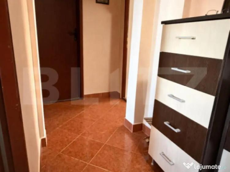 Apartament 2 camere, 57 mp, zona Reghin - 2