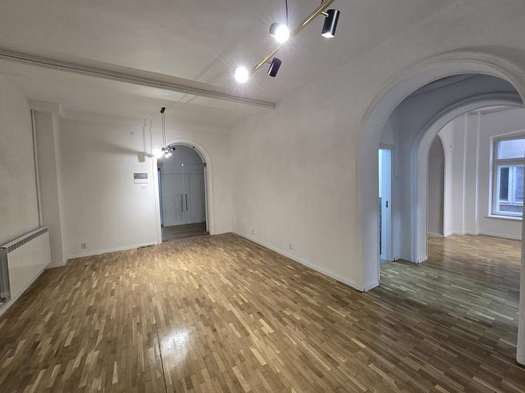 Camere/birouri/spatii de inchiriat amplasate in zona Centrala. - 8