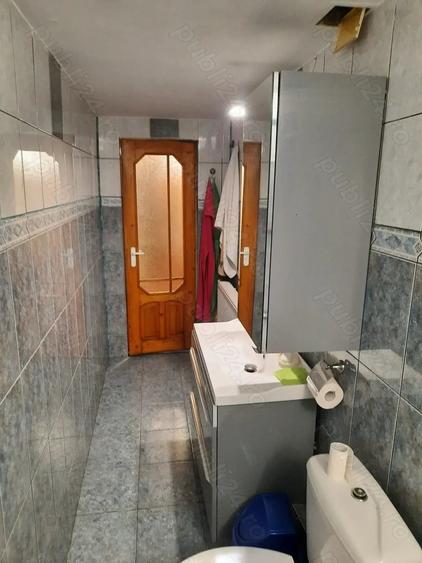 Casă cu 5 camere cu Teren 263 Mp în Radu Negru