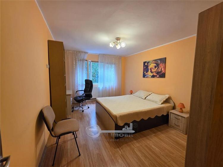 Apartament cu 2 camere decomandat în Bd. Independenței