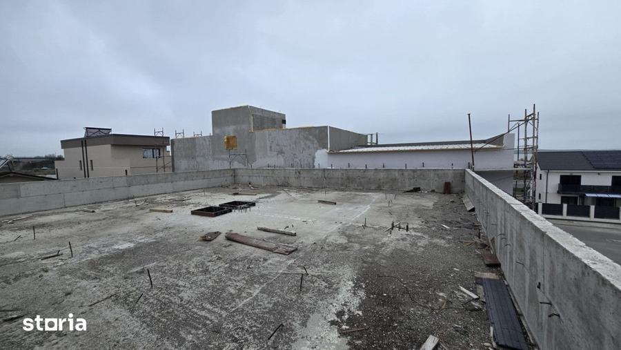 Casă cu 6 camere cu Teren 400 Mp în Năvodari