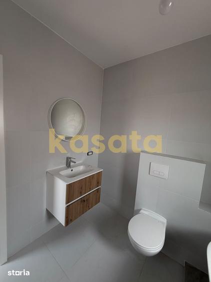 Casă cu 4 camere cu Teren 435 Mp în Domnești