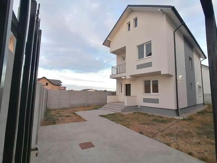 Duplex cu 4 camere cu Canalizare în Alexandriei