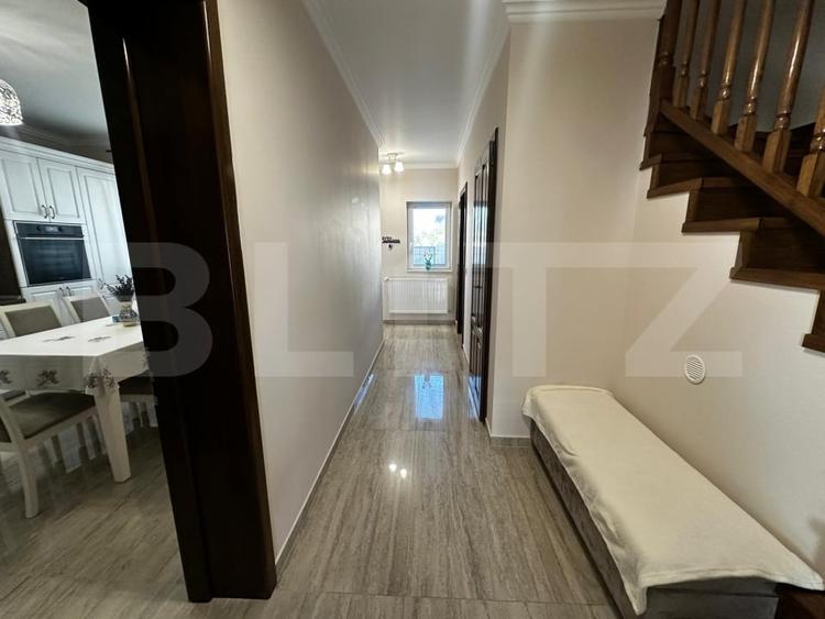 Duplex cu 4 camere cu Canalizare în Cetate