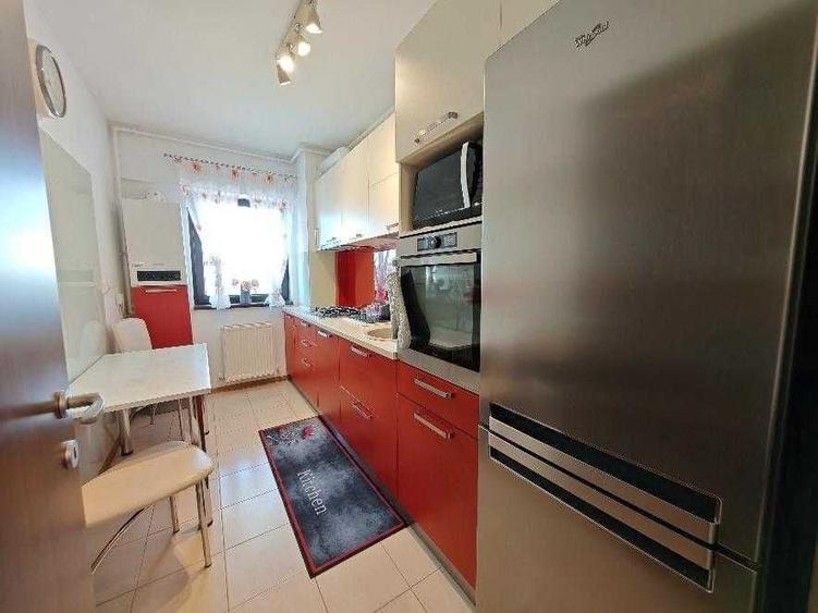 Apartament cu 2 camere decomandat în Astra