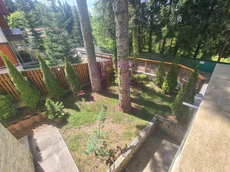 Casă cu 6 camere cu Teren 552 Mp în Cioplea