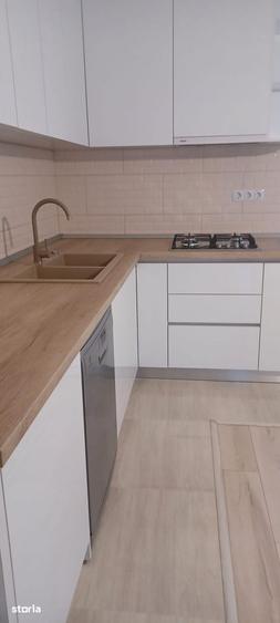 Casă cu 4 camere cu Teren 650 Mp în Sarichioi