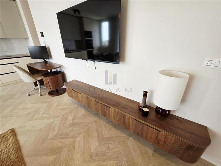 Apartament cu 2 camere decomandat, mobilat în Aradului