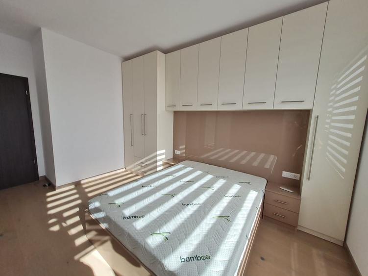 Apartament cu 2 camere decomandat, mobilat în Take Ionescu