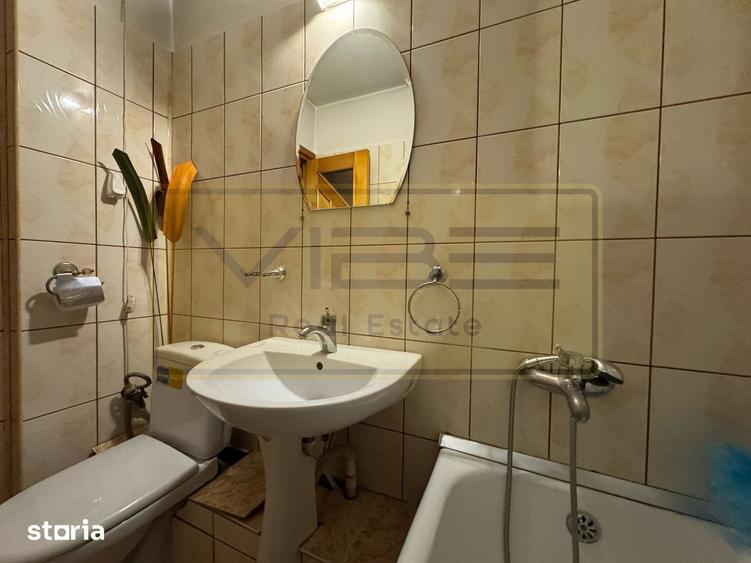 Apartament cu 2 camere semidecomandat, mobilat în Central