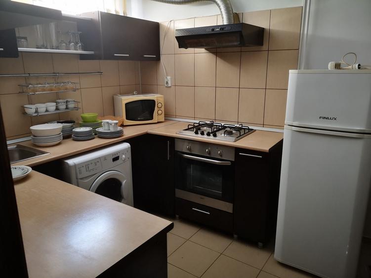Apartament cu 2 camere semidecomandat în Mogoșoaia