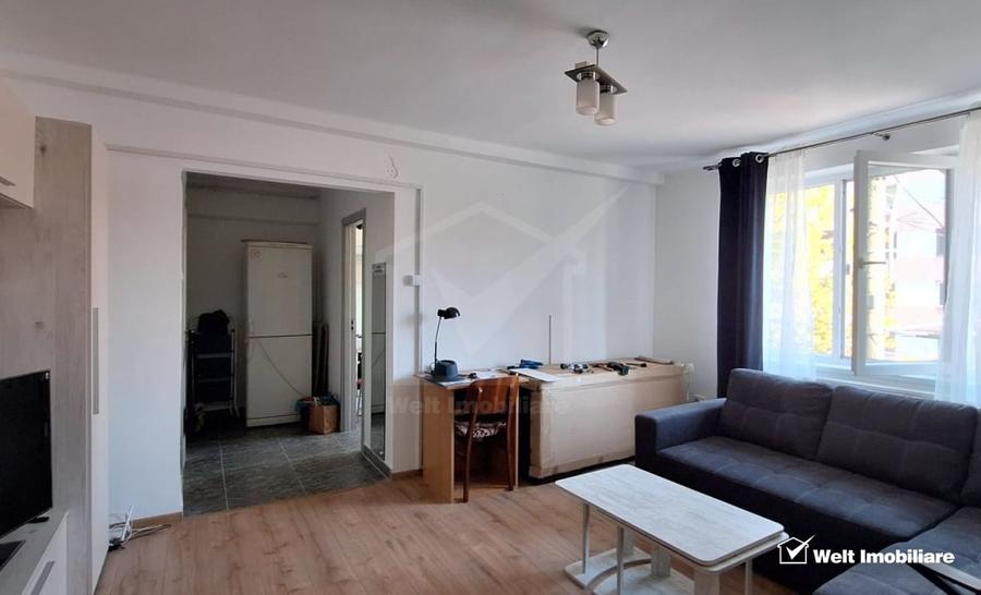 Inchiriere 2 camere semidecomandate, centru, finisate modern - 1