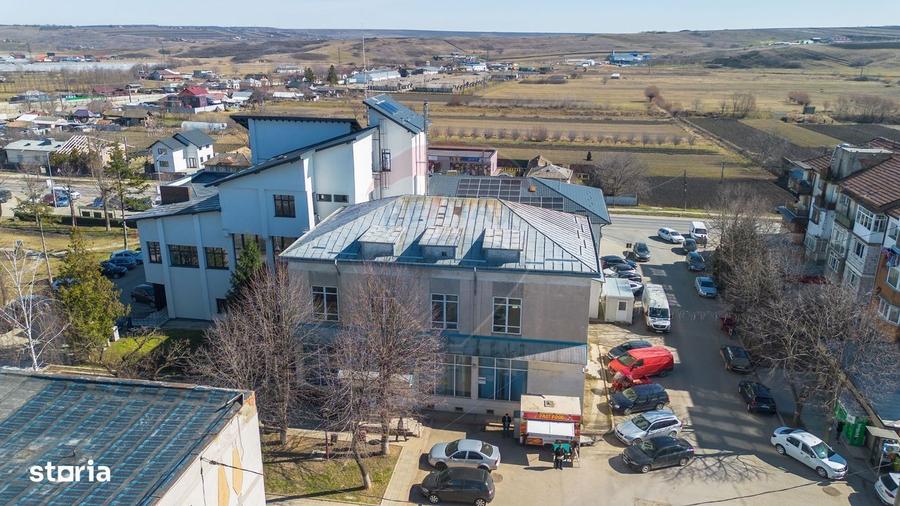 Spațiu comercial, de 665 mp, în Central