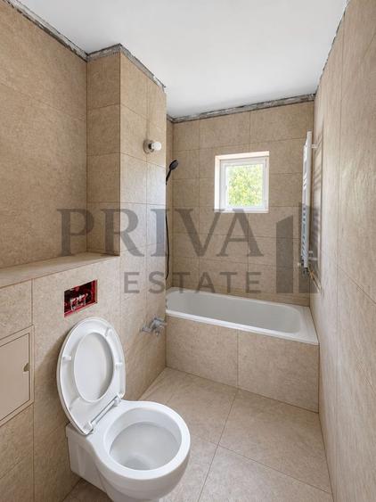 Apartament cu 3 camere decomandat în Bucovina