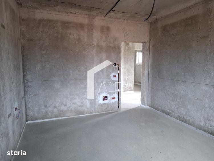 Casă cu 4 camere în Păulești